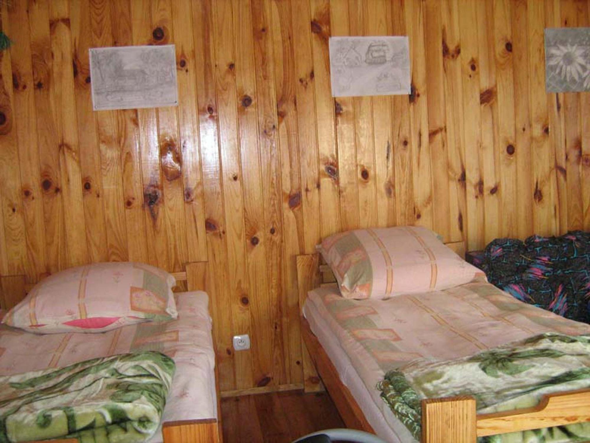 Agro-Tur Domki W Szuwarach Kuty Kamer foto