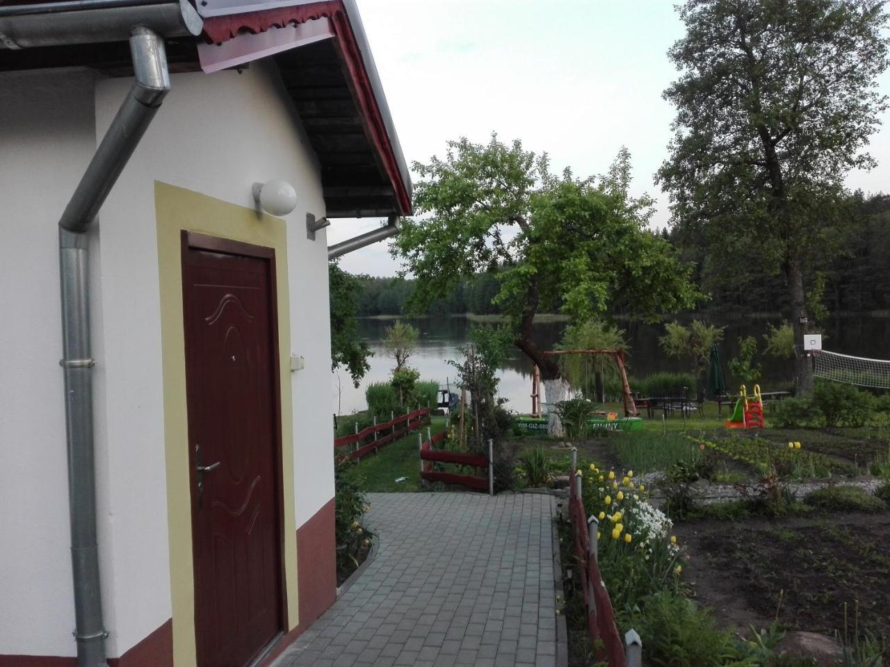 Agro-Tur Domki W Szuwarach Kuty Buitenkant foto